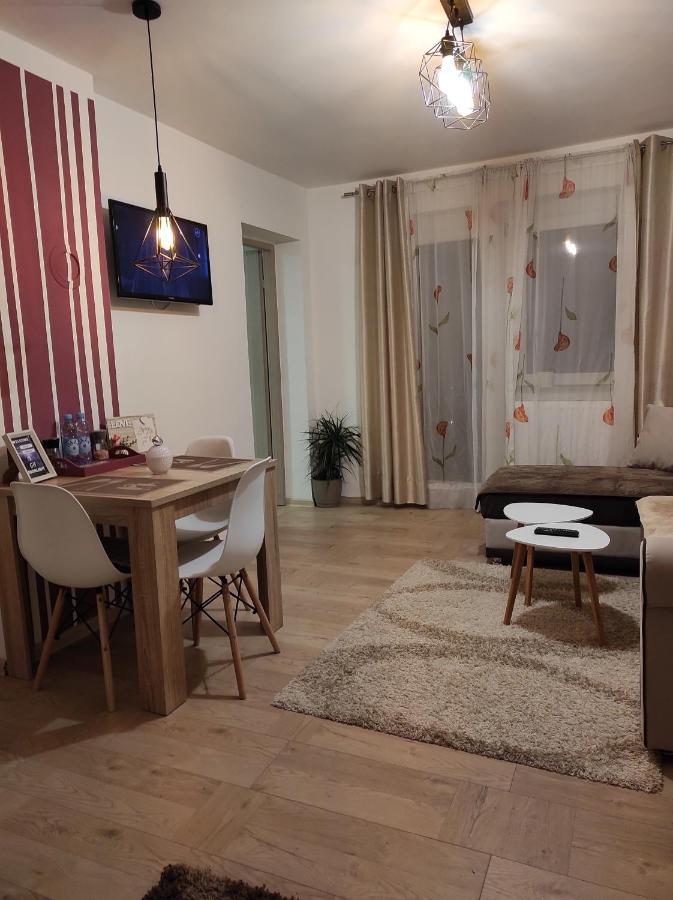 Gh Moonlight Hotel Sarajevo Bagian luar foto
